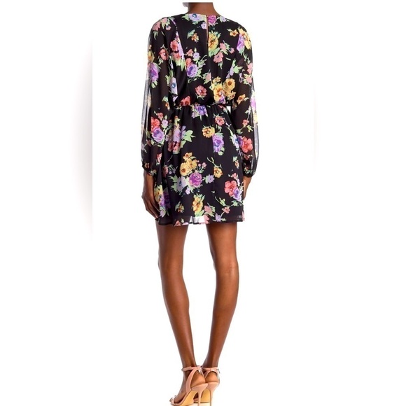NWT WAYF dresses | Dolman long sleeve black floral mini dress size M - Picture 2 of 11